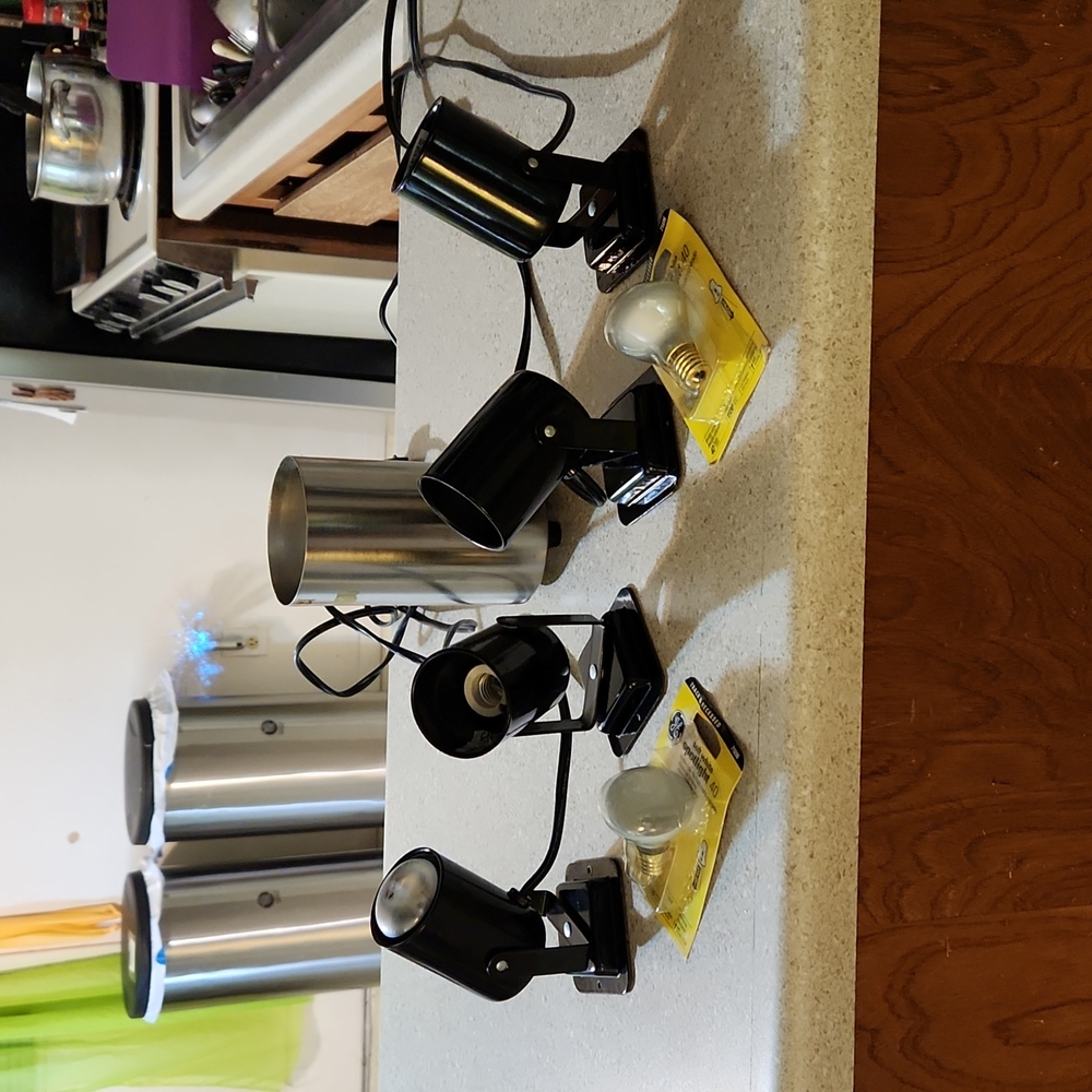 Set of 5 uplights/spotlights